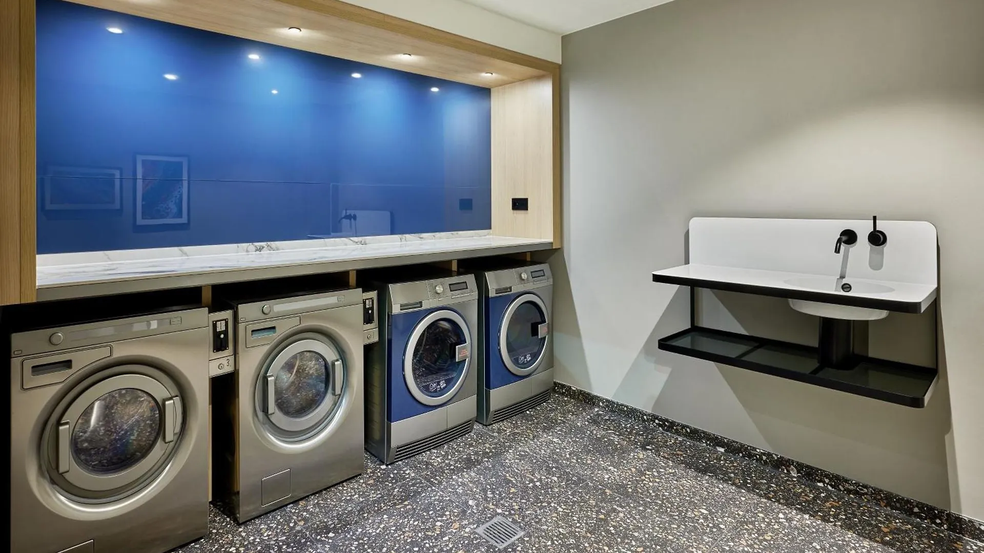 Residence Inn By Marriott Munich Central מלון