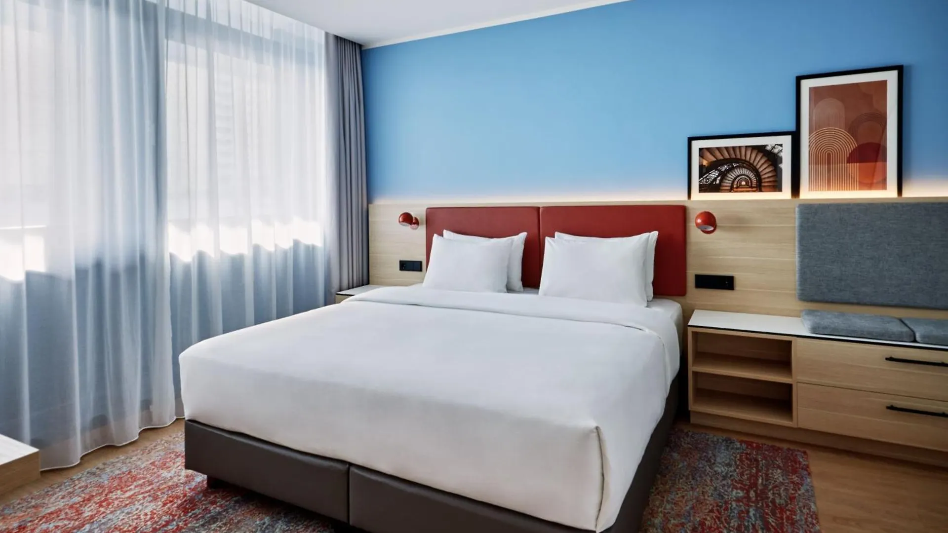 Residence Inn By Marriott Munich Central Hotel