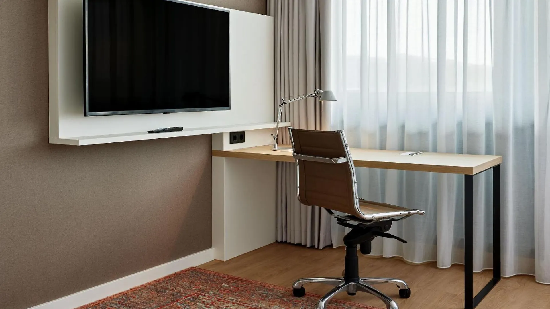 Residence Inn By Marriott Munich Central 4*,